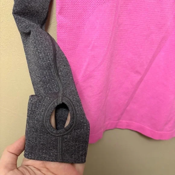 Lululemon Swiftly Tech Long Sleeve Pink Grey Gray Sleeve
Combo Size 4 - Picture 5 of 8